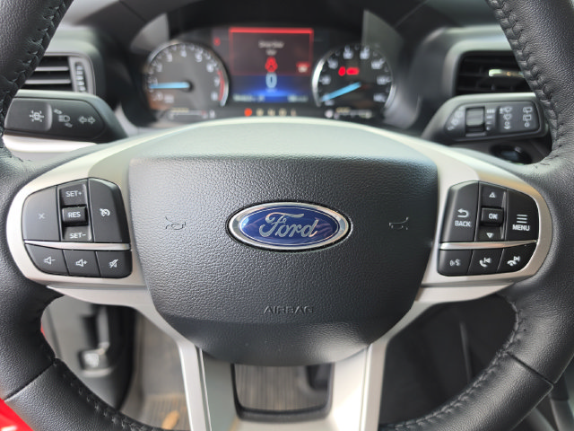Used 2024 Ford Explorer XLT RWD image 36
