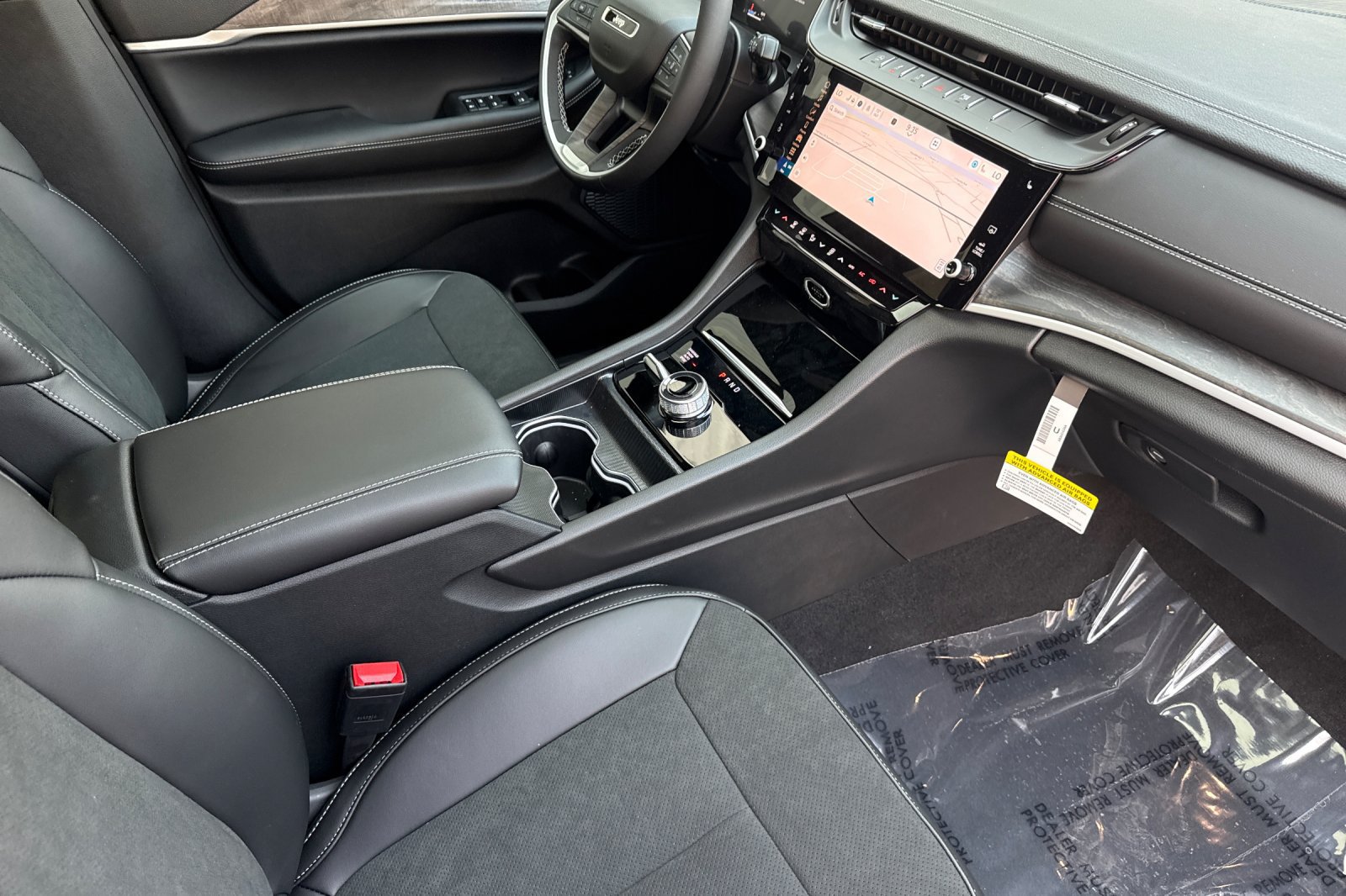 New 2026 Jeep Grand Cherokee Altitude AWD/4WD image 19