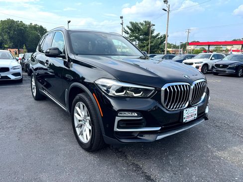 Used 2021 BMW X5 xDrive40i w/ Convenience Package image 3