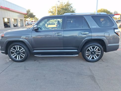 Used 2018 Toyota 4Runner Limited image 3
