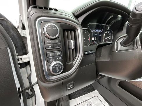 Used 2021 GMC Sierra 2500 Denali w/ Denali Ultimate Package image 15
