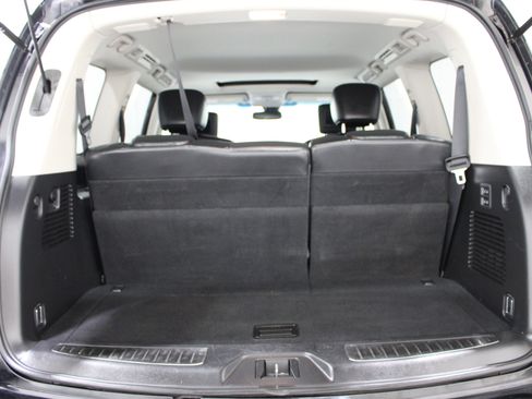 Used 2011 INFINITI QX56 4WD w/ Deluxe Touring Pkg image 25