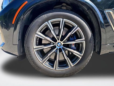 Used 2023 BMW X5 M50i w/ Executive Package AWD/4WD image 34
