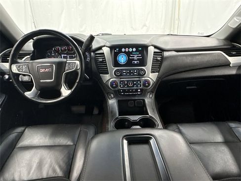 Used 2019 GMC Yukon XL SLT w/ HD Trailering Package image 21
