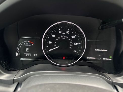 Used 2019 Honda HR-V Touring image 14