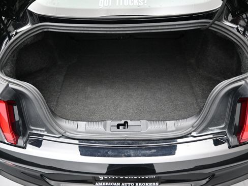 Used 2021 Ford Mustang GT Premium w/ Equipment Group 401A image 6