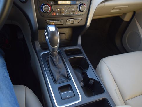 Certified 2019 Ford Escape SEL image 15