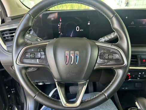 Used 2025 Buick Encore GX Preferred image 25