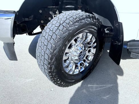 Used 2021 Ford F350 XLT w/ XLT Premium Package image 25