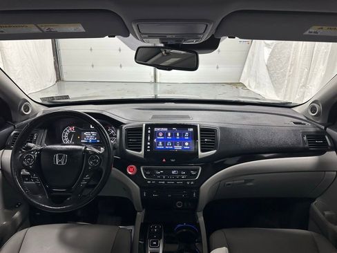 Used 2018 Honda Pilot Touring image 38