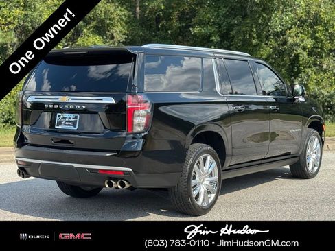 Used 2024 Chevrolet Suburban High Country image 15