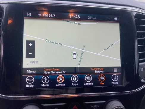 Used 2019 Jeep Grand Cherokee Altitude image 22