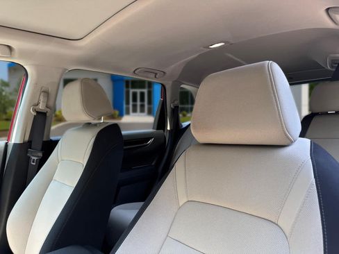 Used 2025 Honda CR-V EX image 15