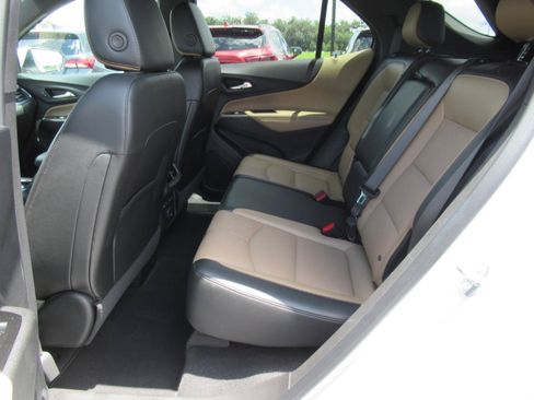 Used 2023 Chevrolet Equinox Premier FWD image 34