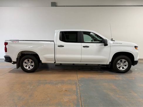 Used 2022 Chevrolet Silverado 1500 W/T w/ WT Value Package AWD/4WD image 6