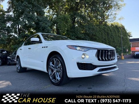 Used 2019 Maserati Levante S GranLusso AWD/4WD image 11