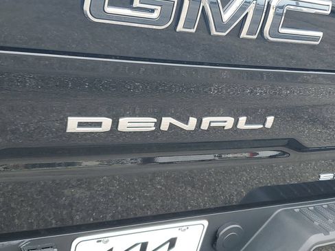 Used 2023 GMC Sierra 1500 Denali Ultimate AWD/4WD image 29