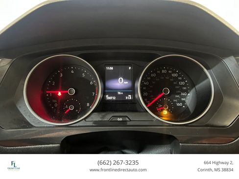 Used 2018 Volkswagen Tiguan SE w/ Panoramic Sunroof Package FWD image 21