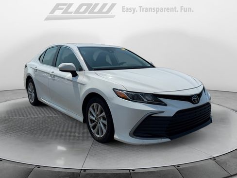 Used 2021 Toyota Camry LE FWD image 1