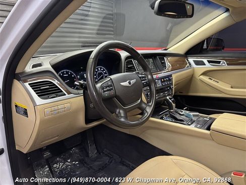 Used 2015 Hyundai Genesis 3.8 w/ Option Group 02 image 11