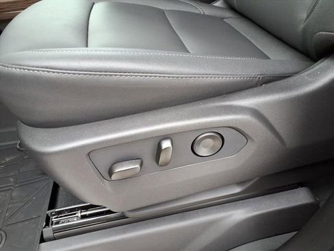 New 2026 Chevrolet Silverado 1500 LT w/ Leather Package image 23