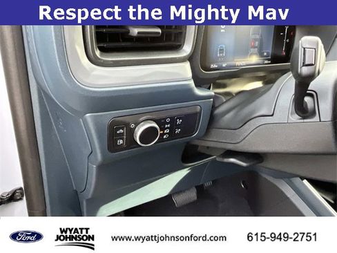 New 2025 Ford Maverick XL image 24