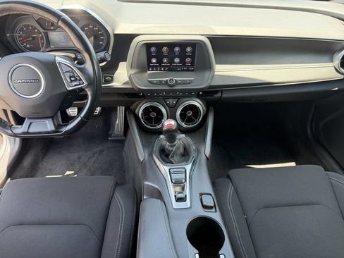 Used 2023 Chevrolet Camaro LT RWD image 10