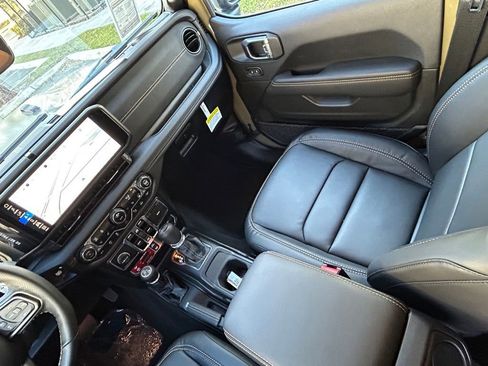 New 2025 Jeep Wrangler Unlimited Rubicon 392 image 11