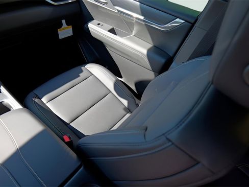 New 2026 GMC Acadia Elevation w/ Black Edition image 24