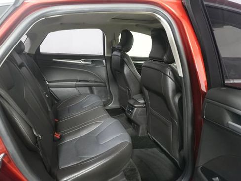 Used 2016 Ford Fusion Titanium FWD image 29