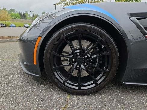 Used 2017 Chevrolet Corvette Grand Sport RWD image 30