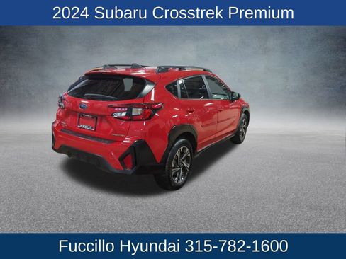 Used 2024 Subaru Crosstrek 2.0i Premium image 5