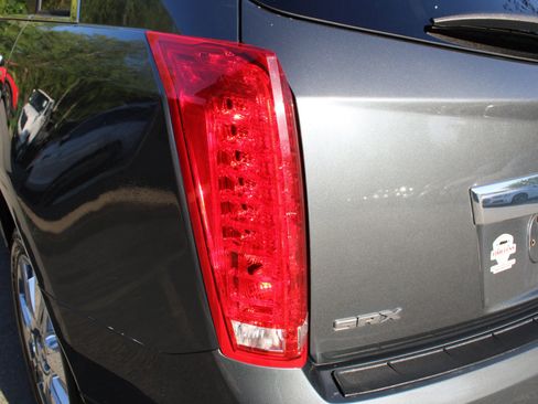 Used 2010 Cadillac SRX Premium FWD image 27