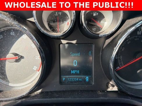 Used 2012 Buick Regal Premium image 9