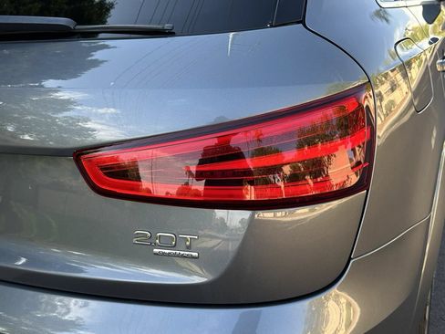 Used 2015 Audi Q3 2.0T Prestige w/ Prestige Package AWD/4WD image 55