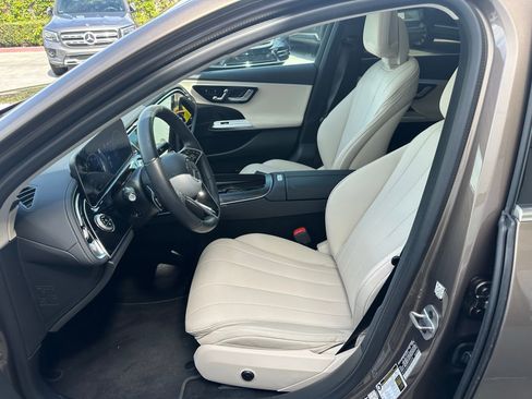 Used 2026 Mercedes-Benz E 350 Sedan image 5