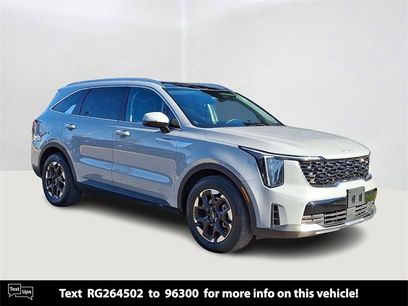 Certified 2024 Kia Sorento S w/ Panoramic Sunroof Package