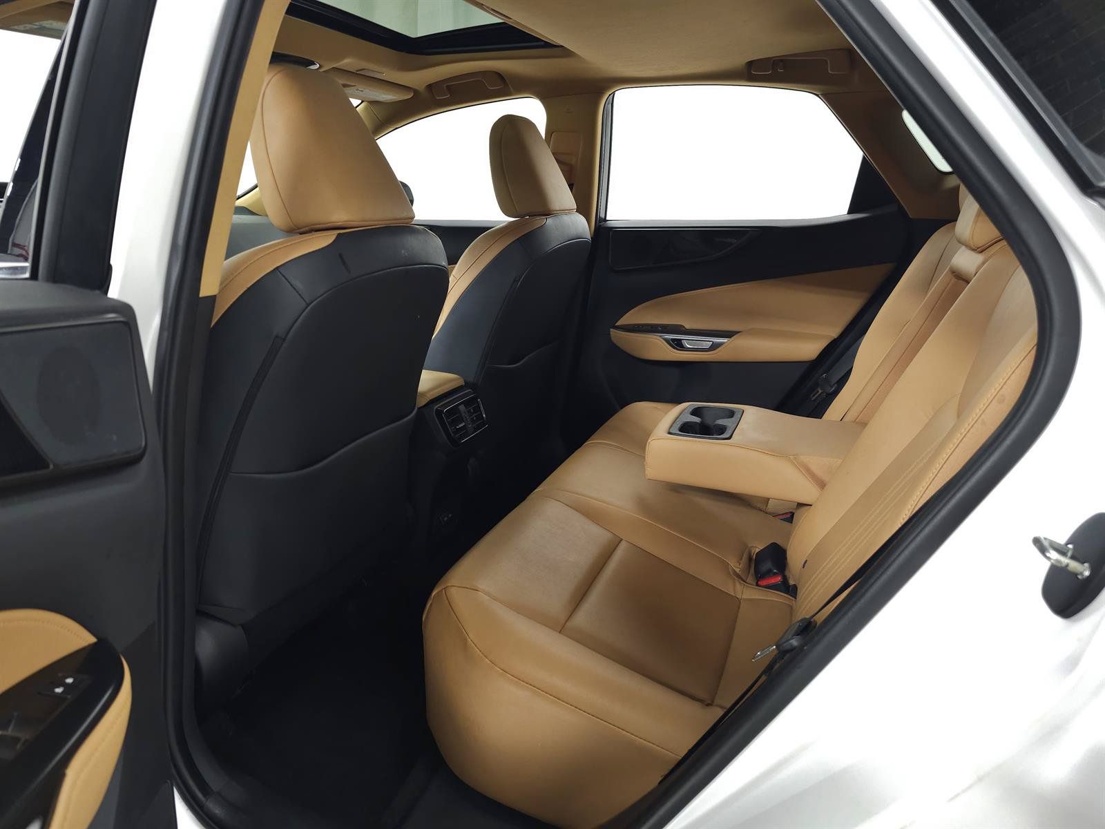 Used 2024 Lexus NX 350 AWD w/ Cold Area Package image 28
