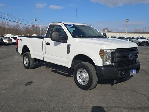Used 2018 Ford F250 XL image 4