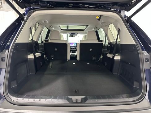 Used 2025 Toyota Grand Highlander AWD image 52