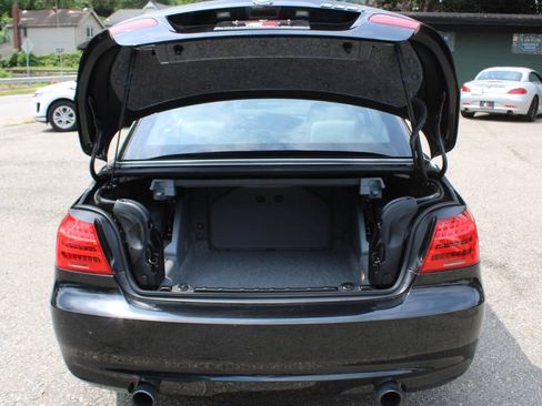Used 2013 BMW 335i Convertible RWD image 36