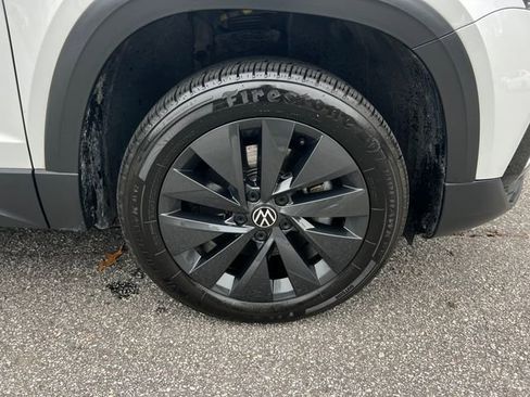 Used 2022 Volkswagen Taos S image 34