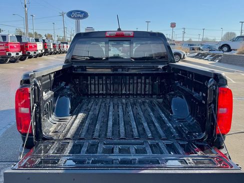 Used 2018 Chevrolet Colorado Z71 image 15
