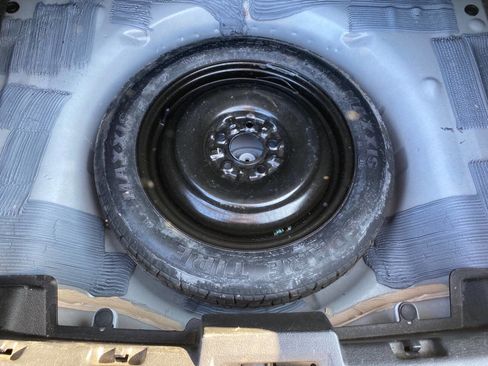 Used 2012 Ford Fusion SE image 32