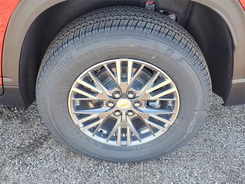 New 2026 Chevrolet Traverse LT w/ LPO, Floor Liner Package image 27