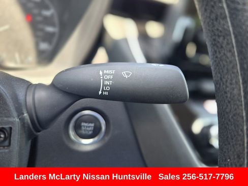 Used 2025 Toyota Corolla LE w/ LE Premium Package FWD image 22