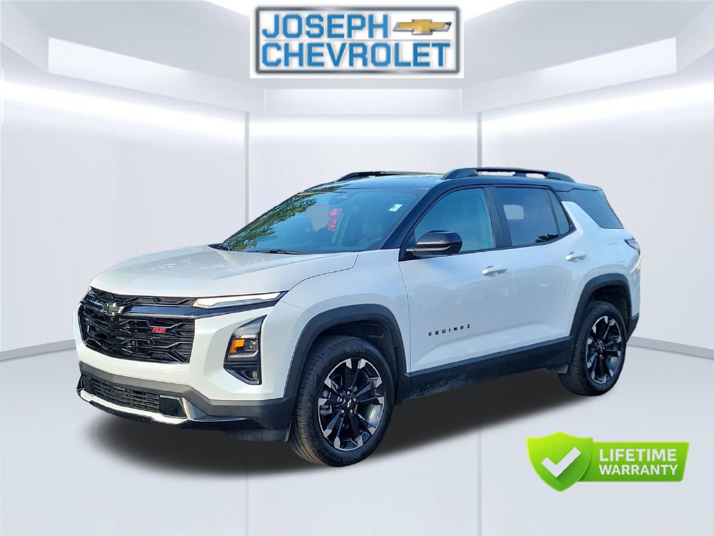 Used 2026 Chevrolet Equinox RS w/ Convenience Package III AWD/4WD image 2