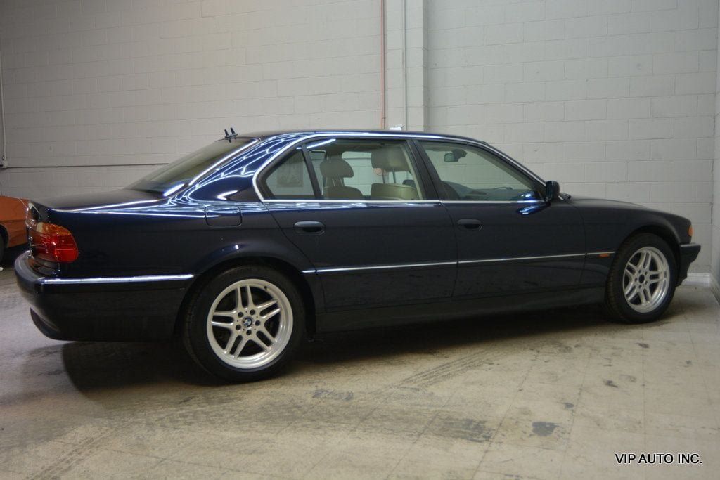 Used 2000 BMW 740iL RWD image 4