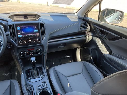 Used 2021 Subaru Crosstrek 2.5i Sport w/ Moonroof Package image 17