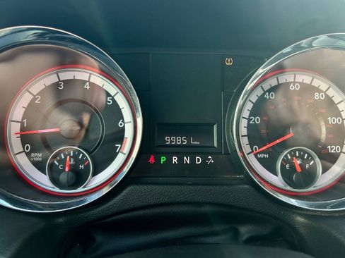 Used 2013 Dodge Grand Caravan SXT FWD image 14
